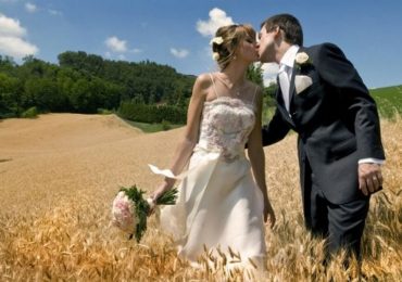 Matrimonio in estate: consigli anti caldo per lei e lui